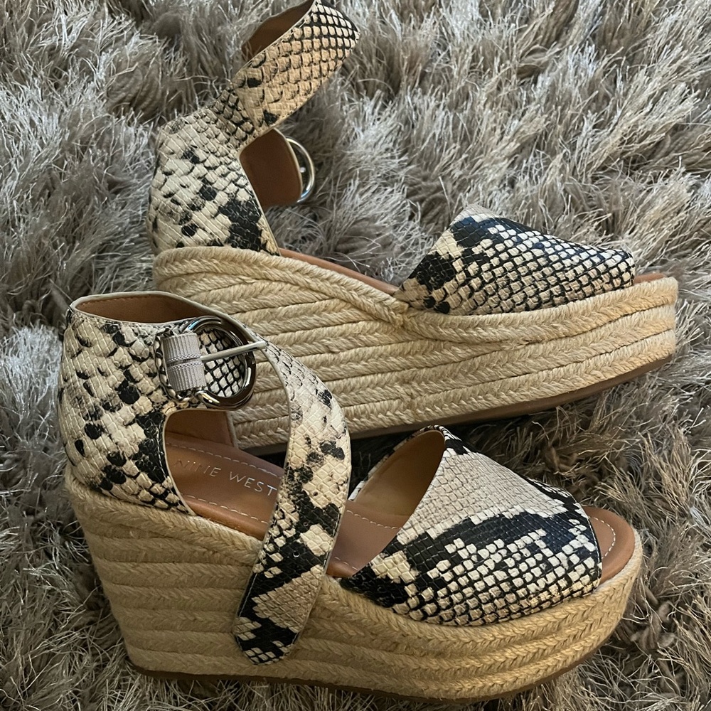 Nine West Wedge sandal